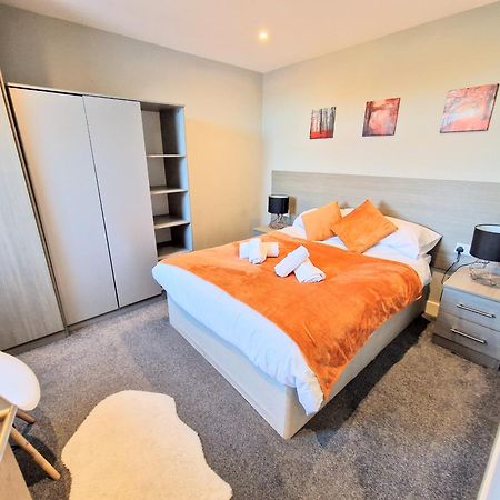 Central Reading Modern 3Br Flat - Walk To Station And High Street Esterno foto