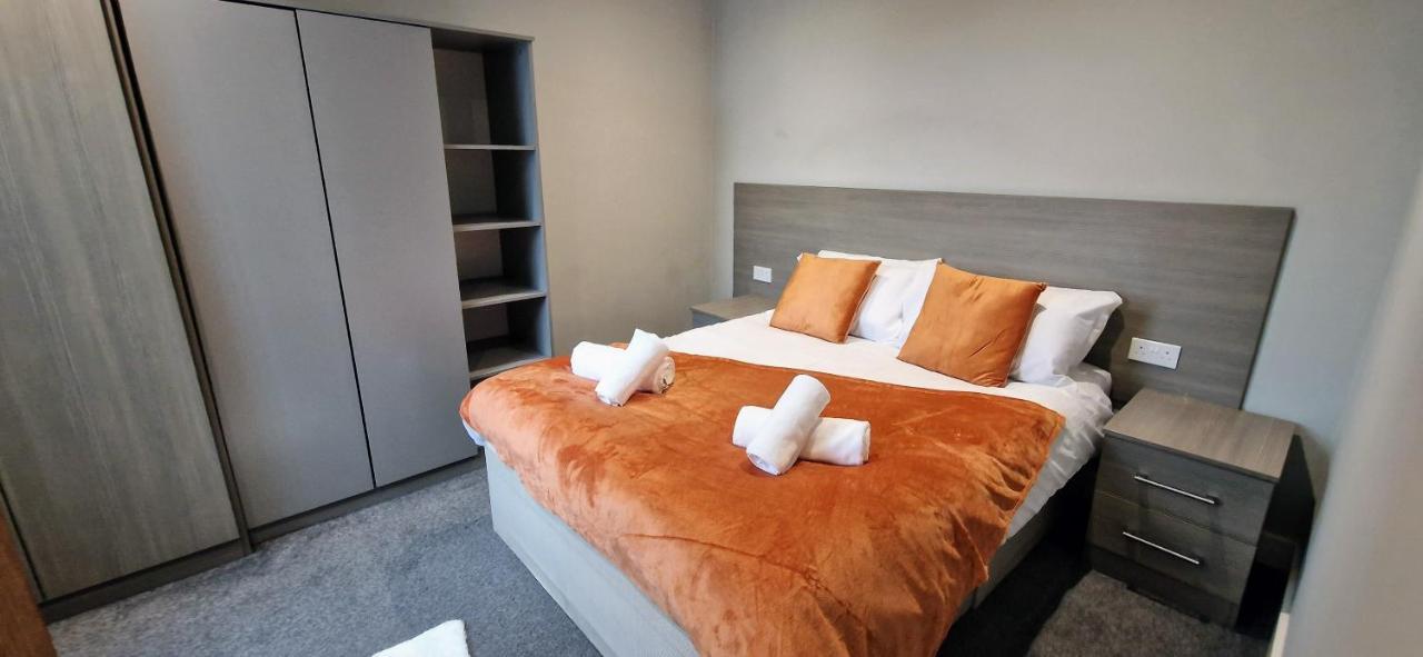 Central Reading Modern 3Br Flat - Walk To Station And High Street Esterno foto