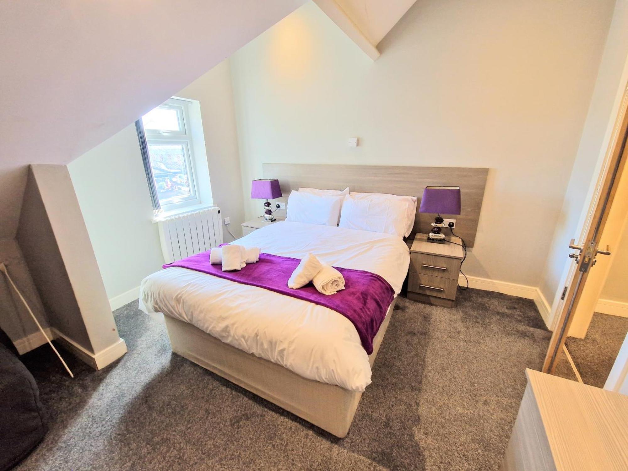 Central Reading Modern 3Br Flat - Walk To Station And High Street Esterno foto